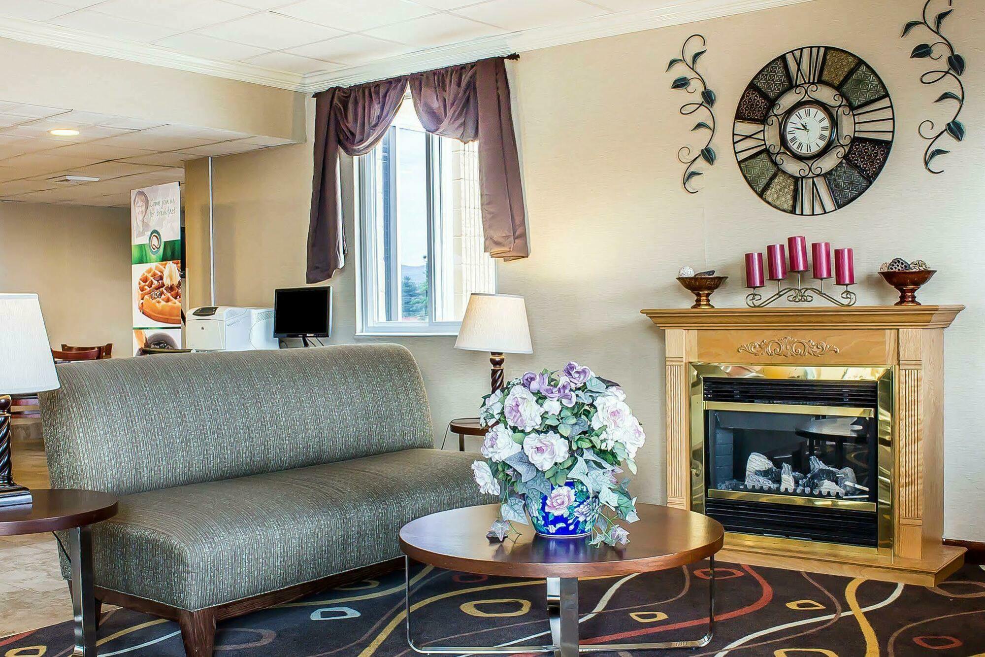 Baymont By Wyndham Scranton Dunmore Eksteriør billede